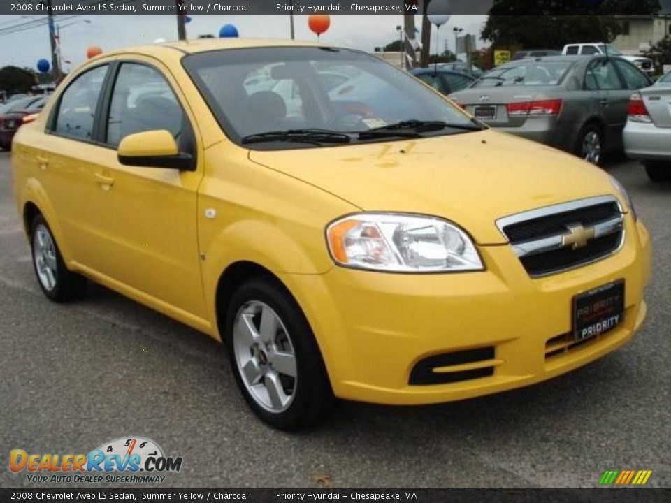 2008 Chevrolet Aveo LS Sedan Summer Yellow / Charcoal Photo #9