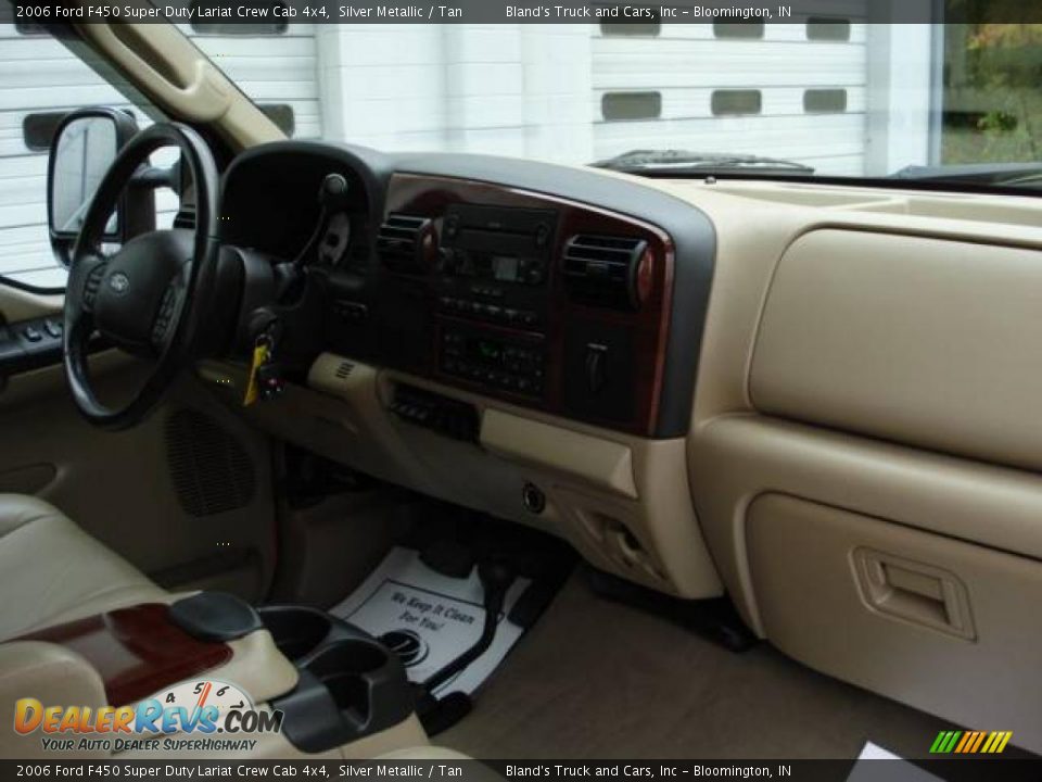 2006 Ford F450 Super Duty Lariat Crew Cab 4x4 Silver Metallic / Tan Photo #5