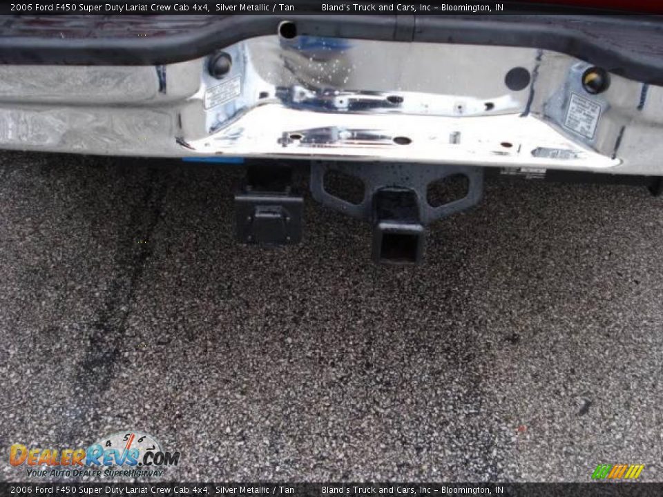 2006 Ford F450 Super Duty Lariat Crew Cab 4x4 Silver Metallic / Tan Photo #8