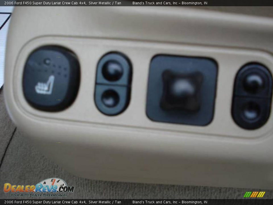 2006 Ford F450 Super Duty Lariat Crew Cab 4x4 Silver Metallic / Tan Photo #28