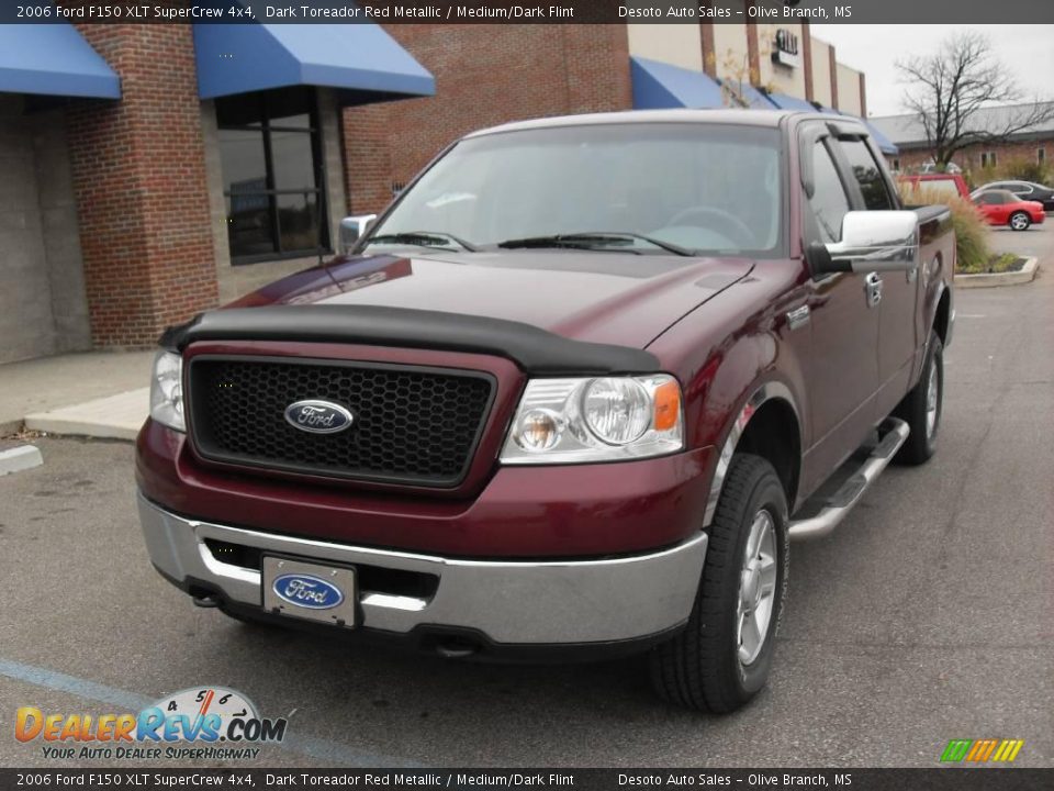 2006 Ford F150 XLT SuperCrew 4x4 Dark Toreador Red Metallic / Medium/Dark Flint Photo #2
