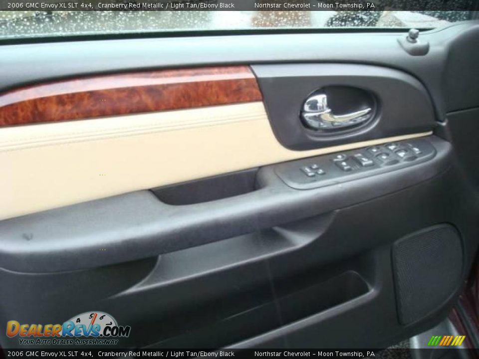 2006 GMC Envoy XL SLT 4x4 Cranberry Red Metallic / Light Tan/Ebony Black Photo #15