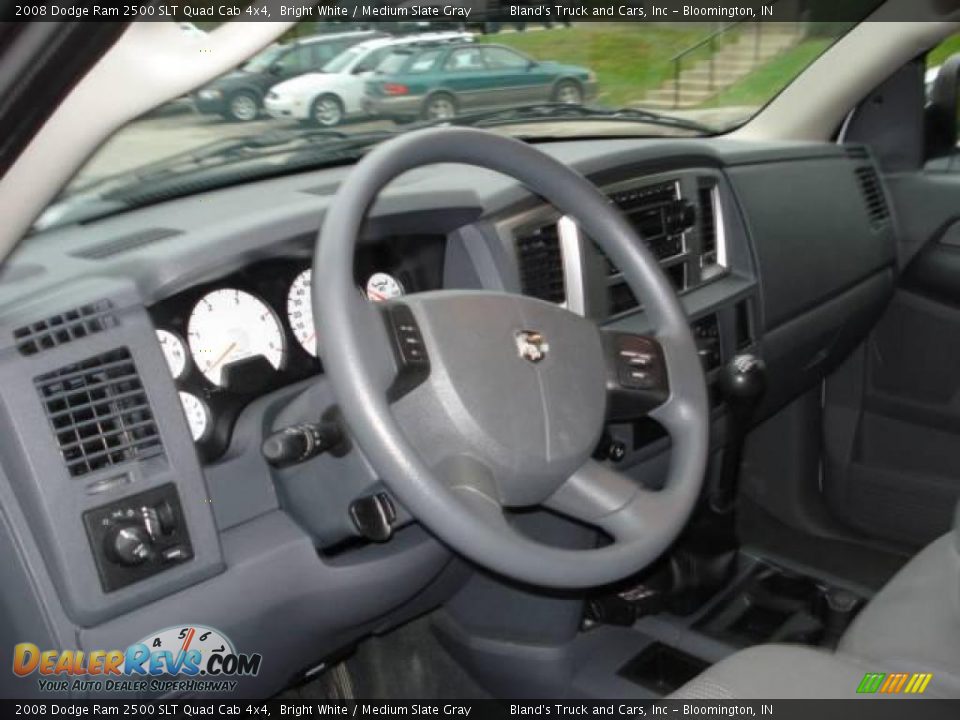 2008 Dodge Ram 2500 SLT Quad Cab 4x4 Bright White / Medium Slate Gray Photo #4
