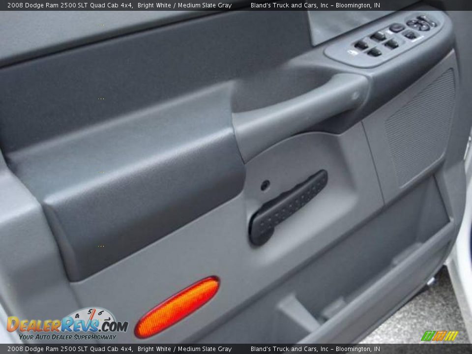 2008 Dodge Ram 2500 SLT Quad Cab 4x4 Bright White / Medium Slate Gray Photo #5