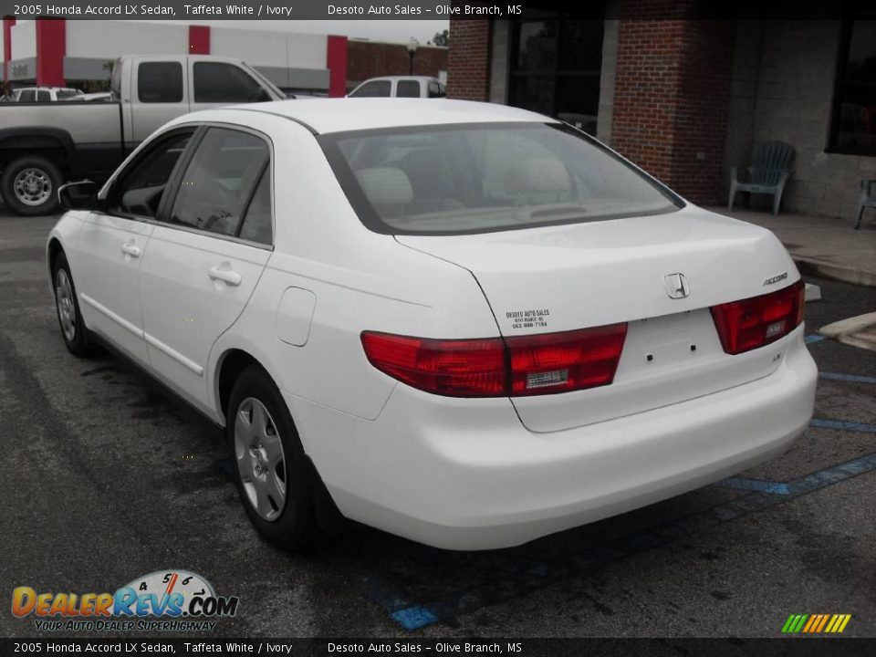 2005 Honda Accord LX Sedan Taffeta White / Ivory Photo #8