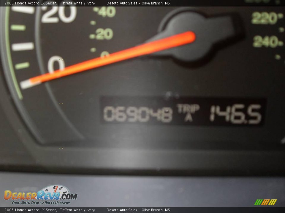 2005 Honda Accord LX Sedan Taffeta White / Ivory Photo #9
