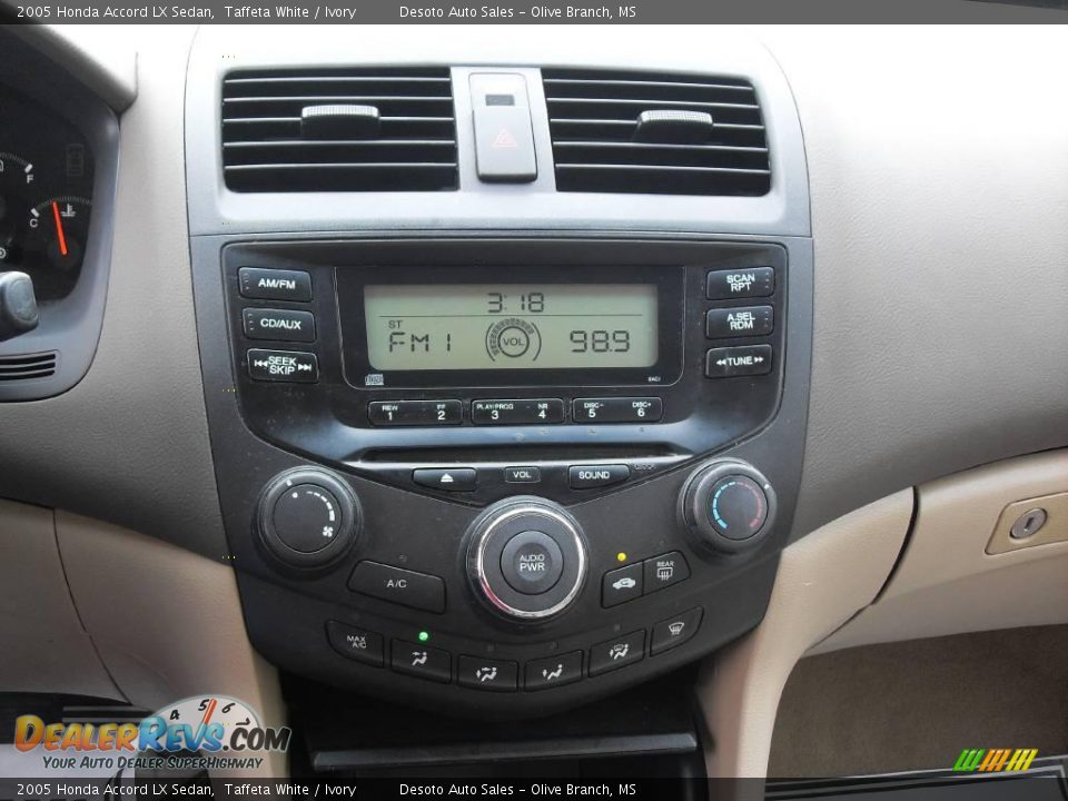 2005 Honda Accord LX Sedan Taffeta White / Ivory Photo #11