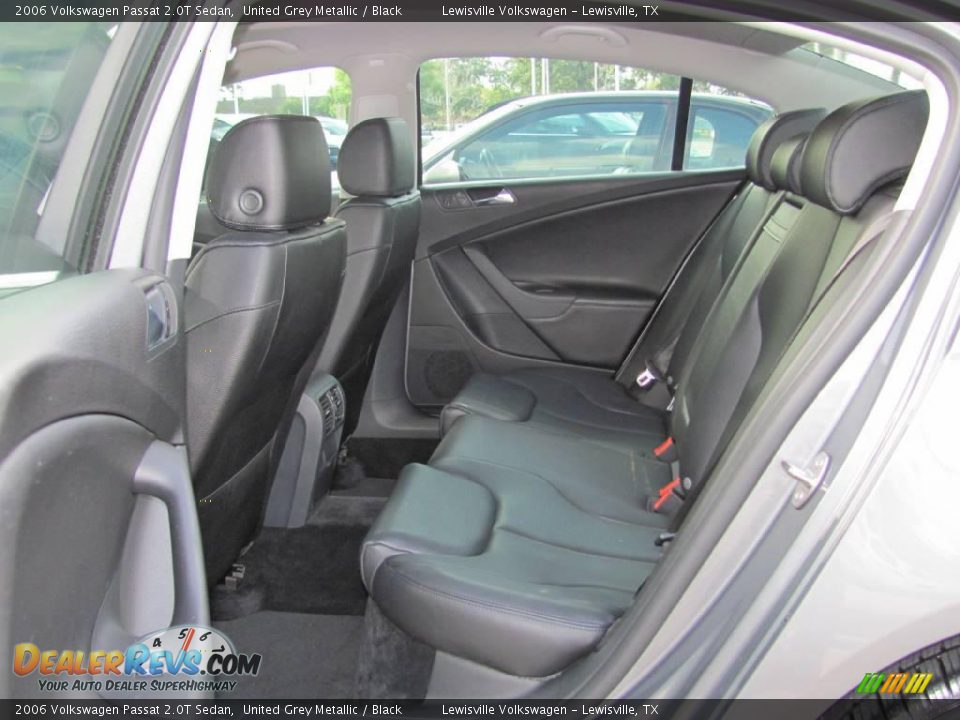2006 Volkswagen Passat 2.0T Sedan United Grey Metallic / Black Photo #12