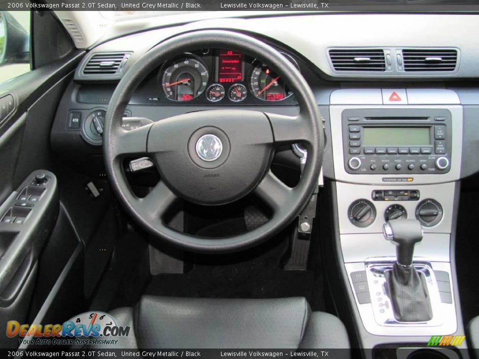 2006 Volkswagen Passat 2.0T Sedan United Grey Metallic / Black Photo #14