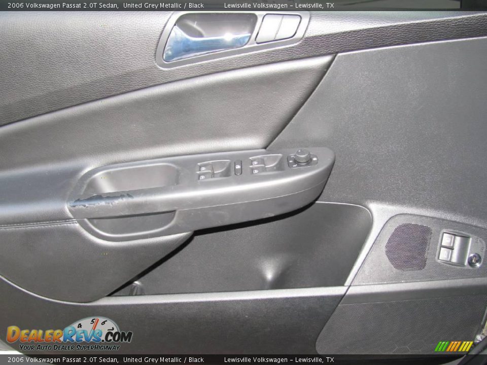 2006 Volkswagen Passat 2.0T Sedan United Grey Metallic / Black Photo #15