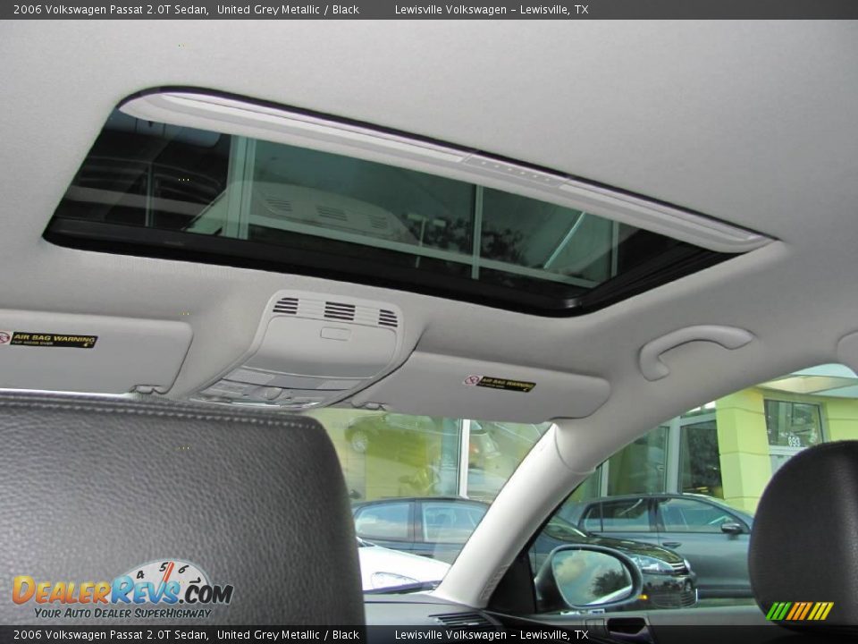 2006 Volkswagen Passat 2.0T Sedan United Grey Metallic / Black Photo #17