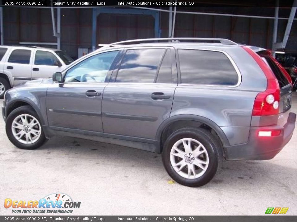 2005 Volvo XC90 2.5T Titanium Gray Metallic / Taupe Photo #4