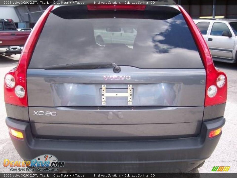 2005 Volvo XC90 2.5T Titanium Gray Metallic / Taupe Photo #6