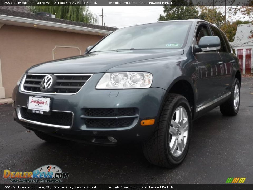 2005 Volkswagen Touareg V8 Offroad Grey Metallic / Teak Photo #1