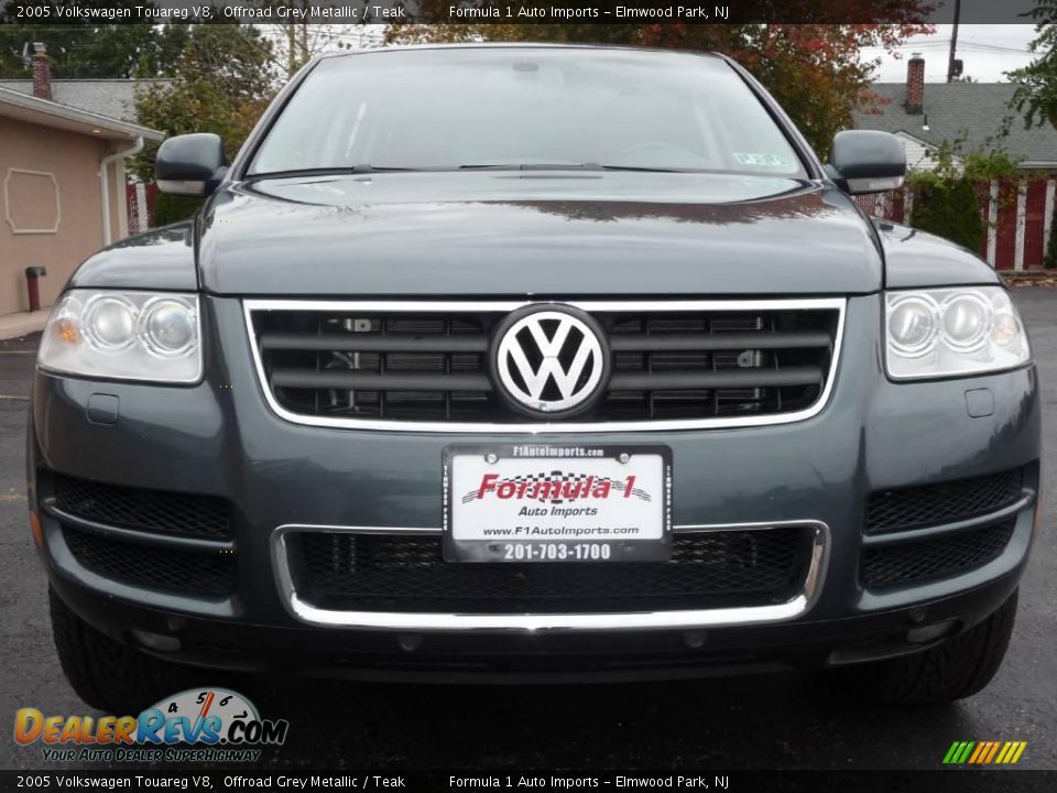 2005 Volkswagen Touareg V8 Offroad Grey Metallic / Teak Photo #18