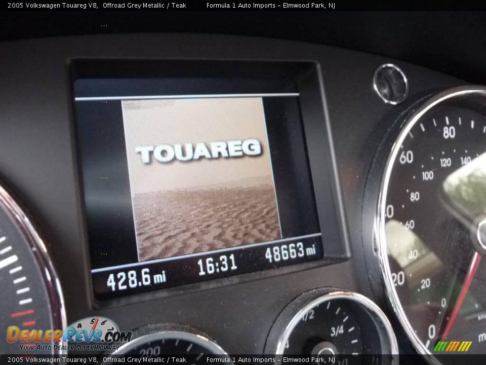 2005 Volkswagen Touareg V8 Offroad Grey Metallic / Teak Photo #20