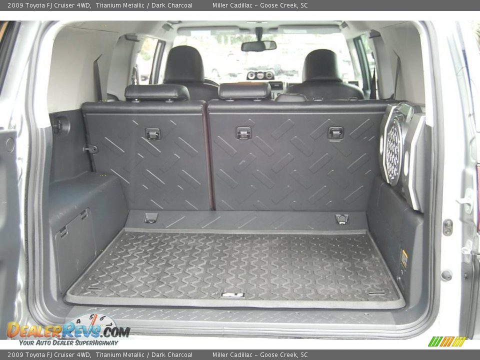 2009 Toyota FJ Cruiser 4WD Titanium Metallic / Dark Charcoal Photo #8