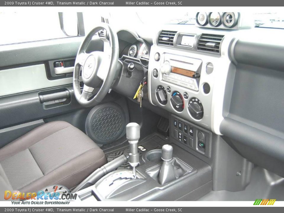 2009 Toyota FJ Cruiser 4WD Titanium Metallic / Dark Charcoal Photo #10