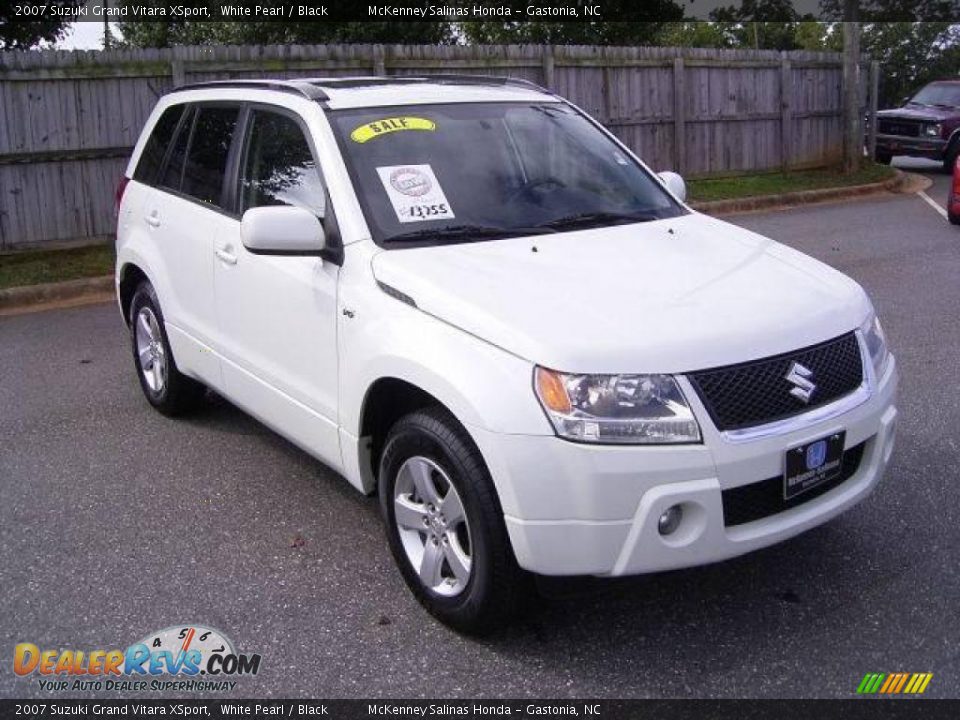 2007 Suzuki Grand Vitara XSport White Pearl / Black Photo #6