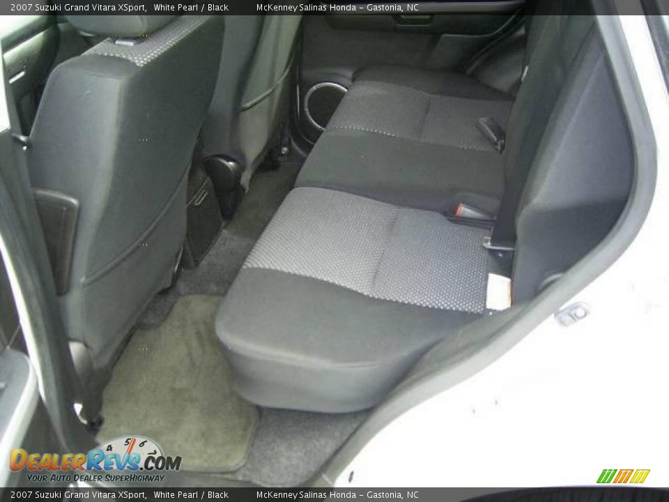 2007 Suzuki Grand Vitara XSport White Pearl / Black Photo #12