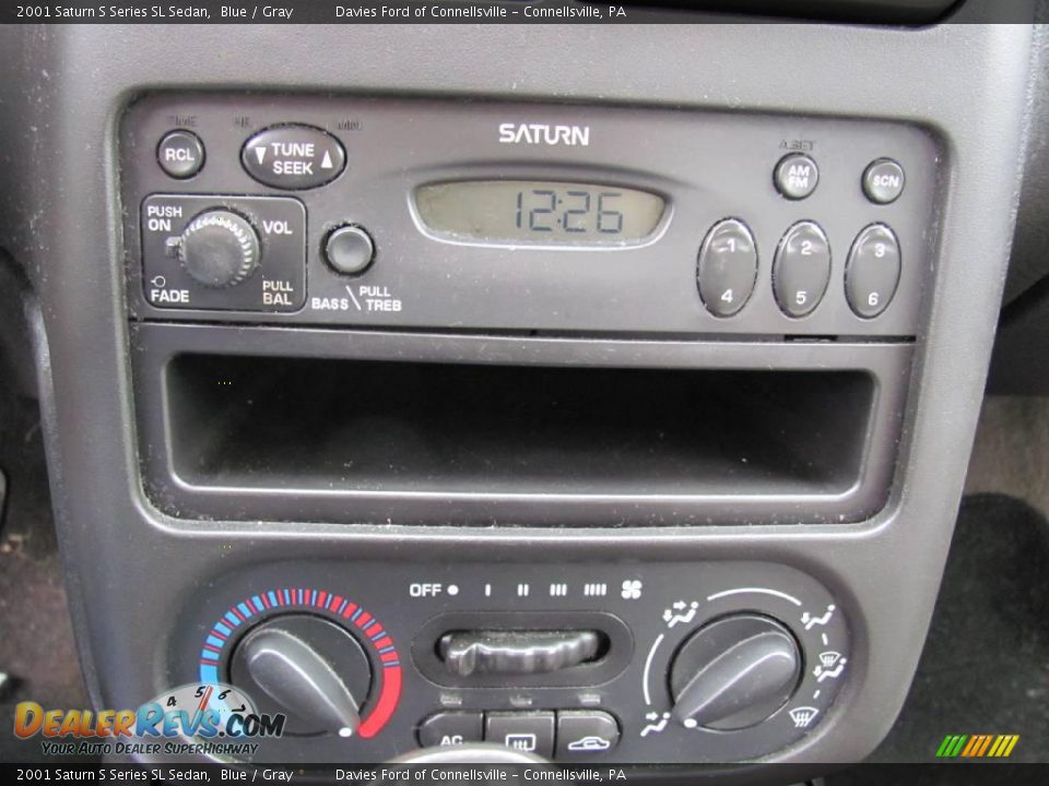 2001 Saturn S Series SL Sedan Blue / Gray Photo #11