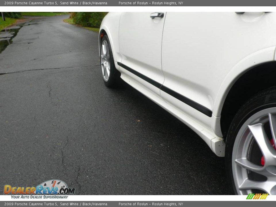 2009 Porsche Cayenne Turbo S Sand White / Black/Havanna Photo #13
