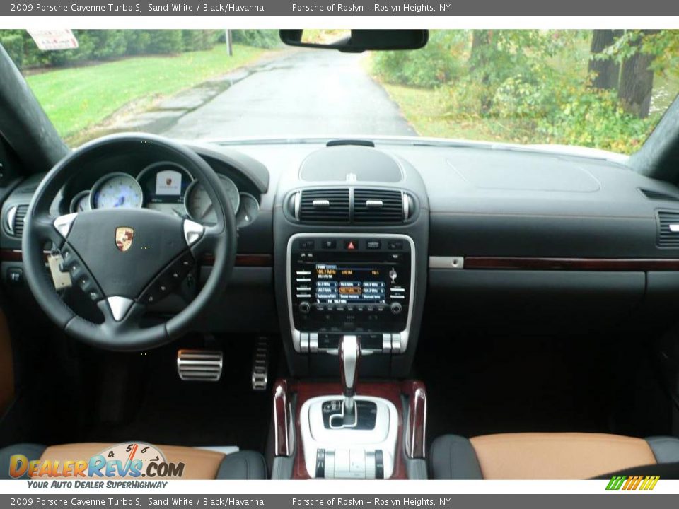 2009 Porsche Cayenne Turbo S Sand White / Black/Havanna Photo #17
