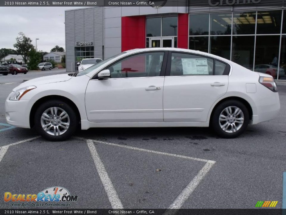 2010 Nissan Altima 2.5 S Winter Frost White / Blond Photo #2