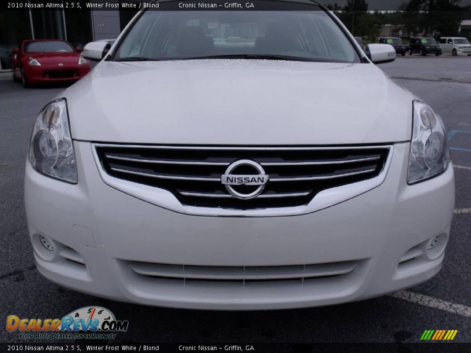 2010 Nissan Altima 2.5 S Winter Frost White / Blond Photo #8