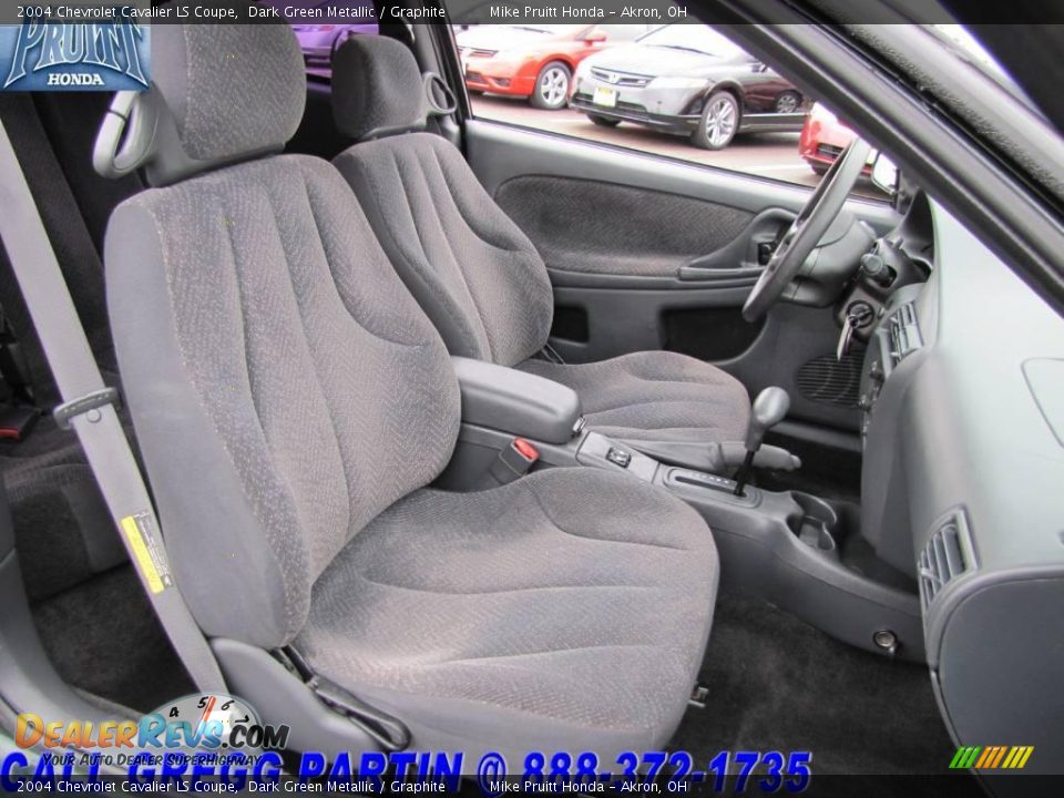 2004 Chevrolet Cavalier LS Coupe Dark Green Metallic / Graphite Photo #13
