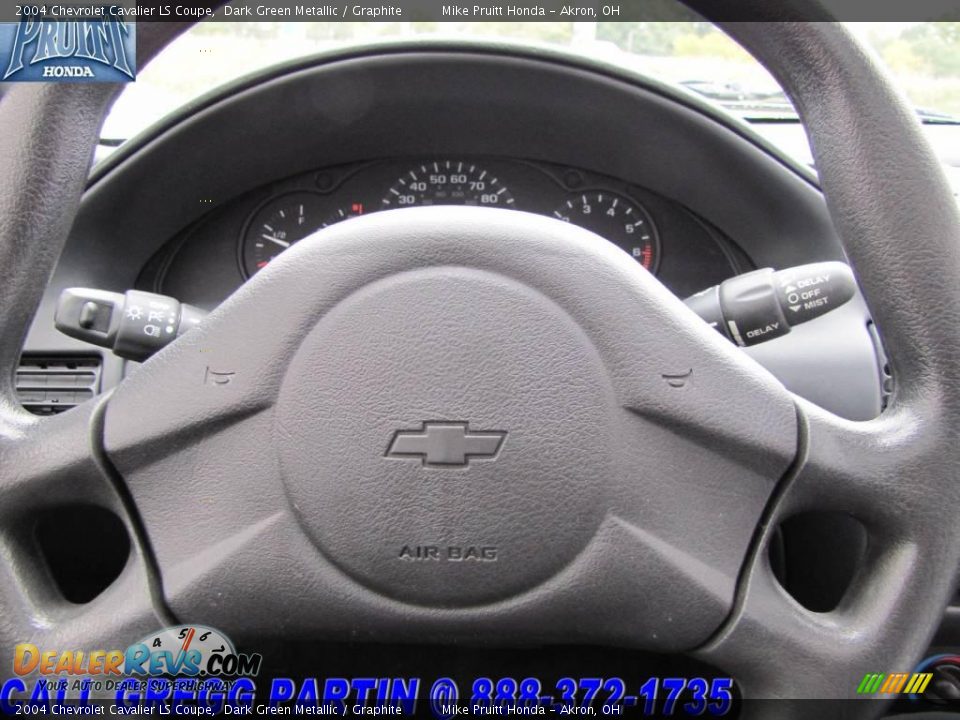 2004 Chevrolet Cavalier LS Coupe Dark Green Metallic / Graphite Photo #16