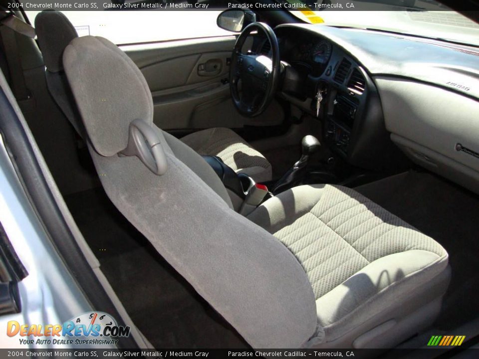 2004 Chevrolet Monte Carlo SS Galaxy Silver Metallic / Medium Gray Photo #10