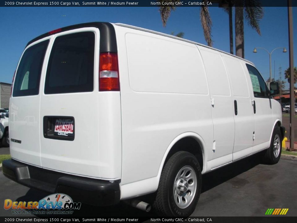 2009 Chevrolet Express 1500 Cargo Van Summit White / Medium Pewter Photo #7
