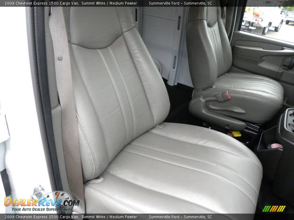2009 Chevrolet Express 1500 Cargo Van Summit White / Medium Pewter Photo #6