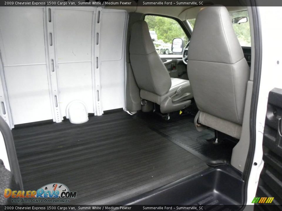 2009 Chevrolet Express 1500 Cargo Van Summit White / Medium Pewter Photo #9
