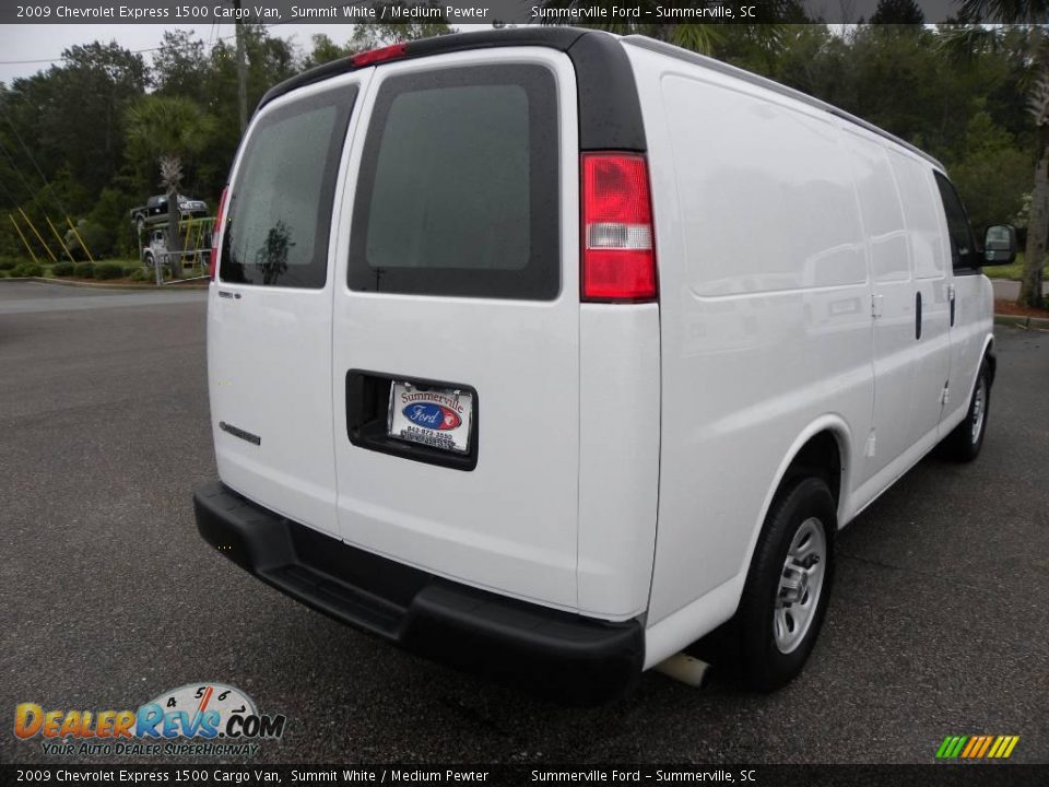 2009 Chevrolet Express 1500 Cargo Van Summit White / Medium Pewter Photo #10