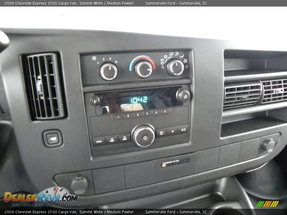 2009 Chevrolet Express 1500 Cargo Van Summit White / Medium Pewter Photo #15