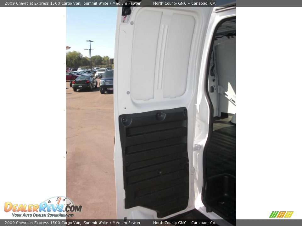 2009 Chevrolet Express 1500 Cargo Van Summit White / Medium Pewter Photo #31