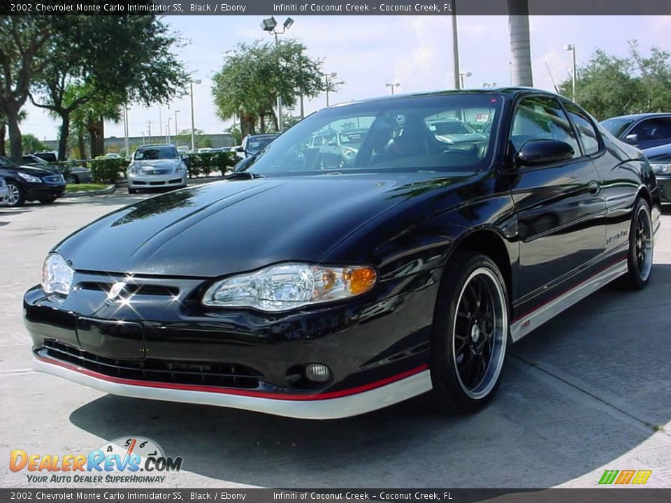 Front 3/4 View of 2002 Chevrolet Monte Carlo Intimidator SS Photo #7