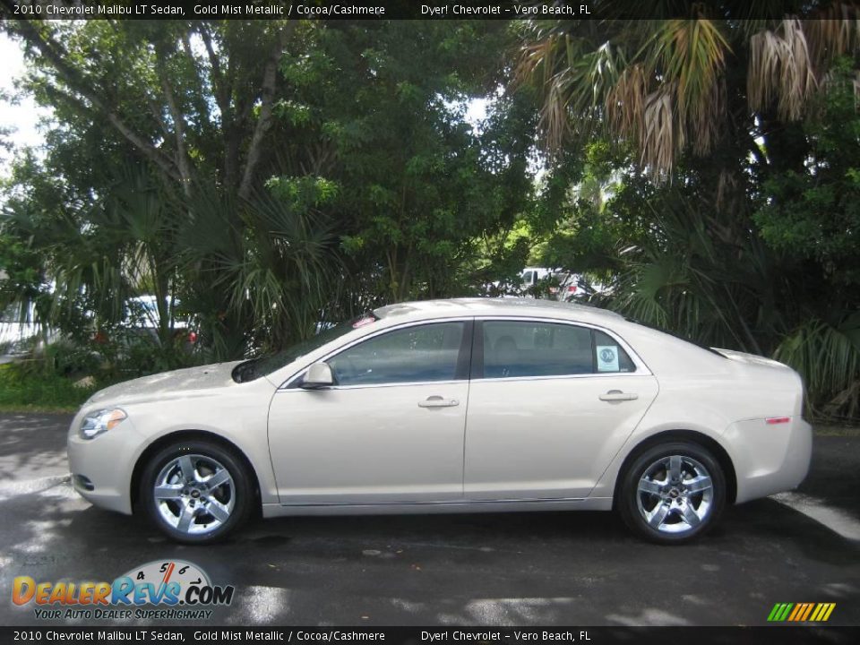 2010 Chevrolet Malibu LT Sedan Gold Mist Metallic / Cocoa/Cashmere Photo #4