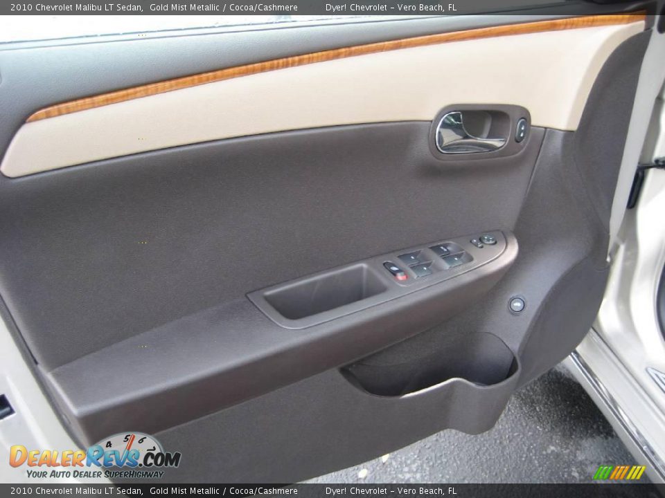 2010 Chevrolet Malibu LT Sedan Gold Mist Metallic / Cocoa/Cashmere Photo #8