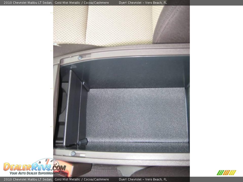 2010 Chevrolet Malibu LT Sedan Gold Mist Metallic / Cocoa/Cashmere Photo #16