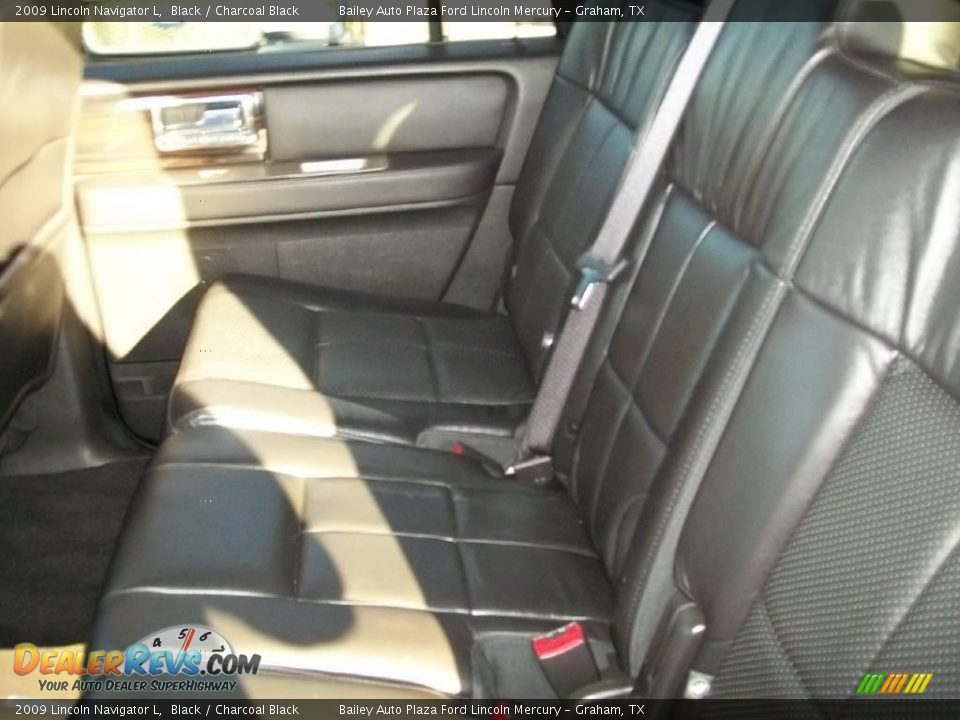 2009 Lincoln Navigator L Black / Charcoal Black Photo #5