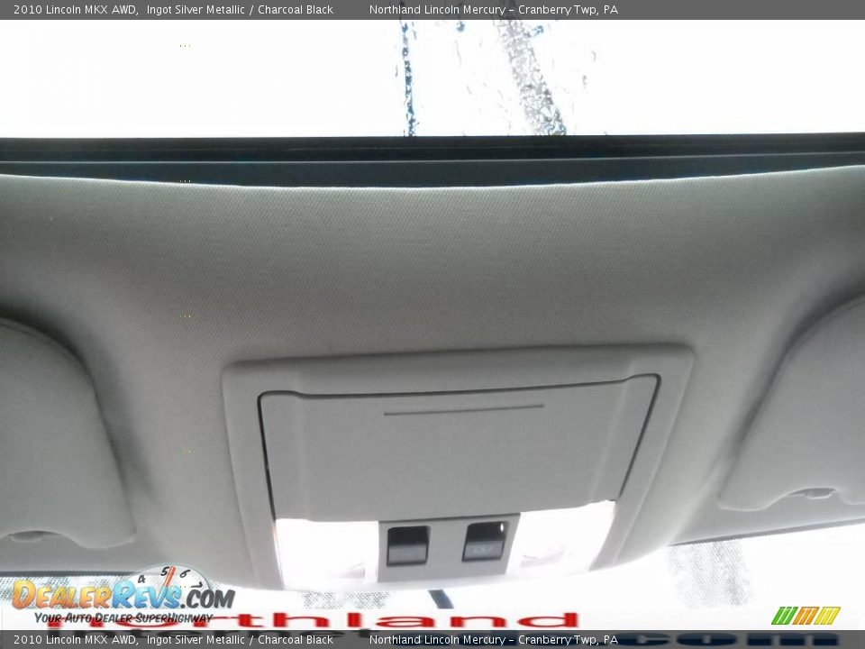 2010 Lincoln MKX AWD Ingot Silver Metallic / Charcoal Black Photo #16