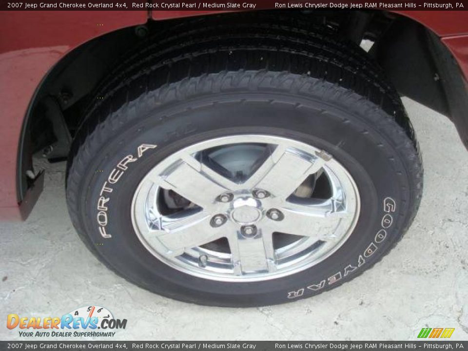 2007 Jeep Grand Cherokee Overland 4x4 Red Rock Crystal Pearl / Medium Slate Gray Photo #10