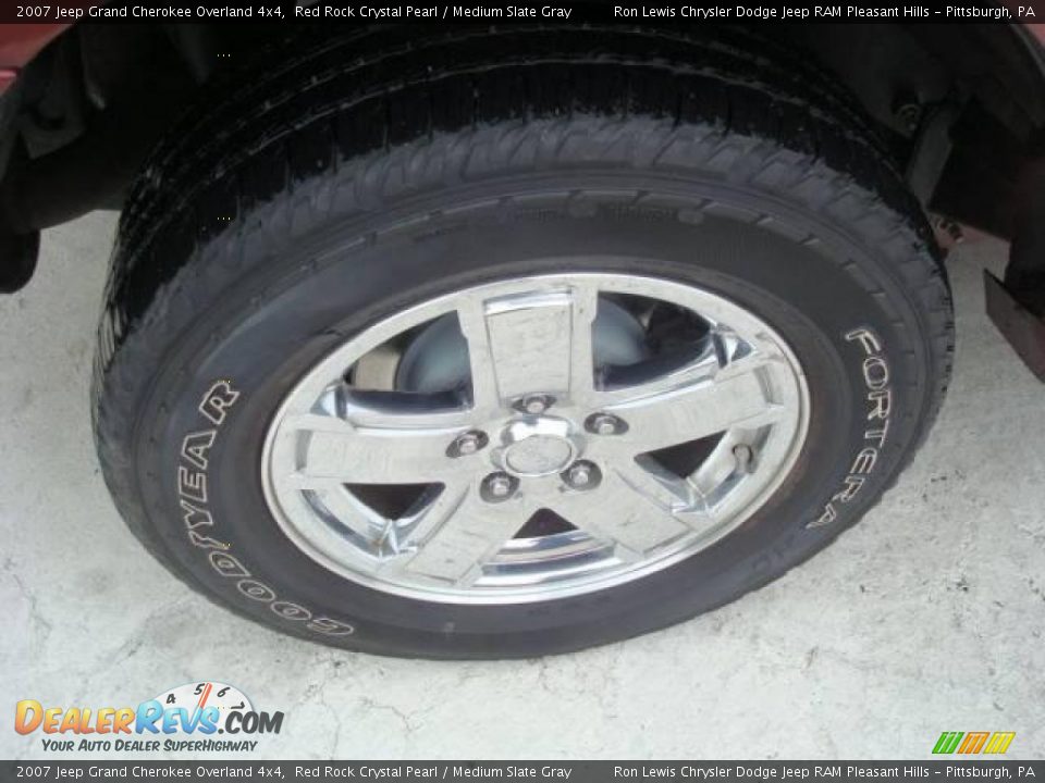 2007 Jeep Grand Cherokee Overland 4x4 Red Rock Crystal Pearl / Medium Slate Gray Photo #12