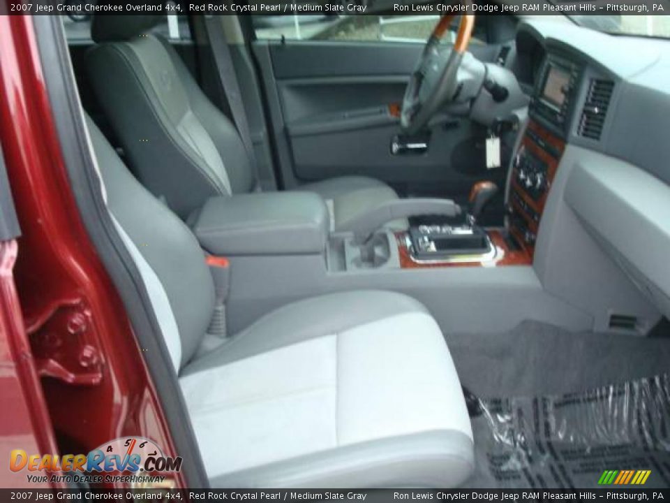 2007 Jeep Grand Cherokee Overland 4x4 Red Rock Crystal Pearl / Medium Slate Gray Photo #14