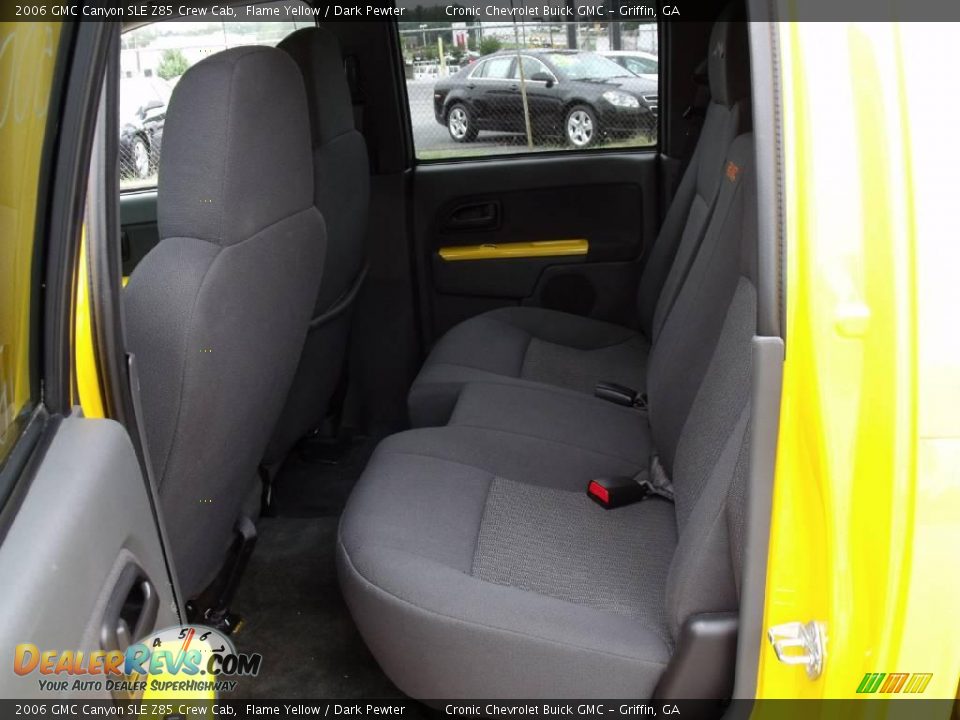 2006 GMC Canyon SLE Z85 Crew Cab Flame Yellow / Dark Pewter Photo #12