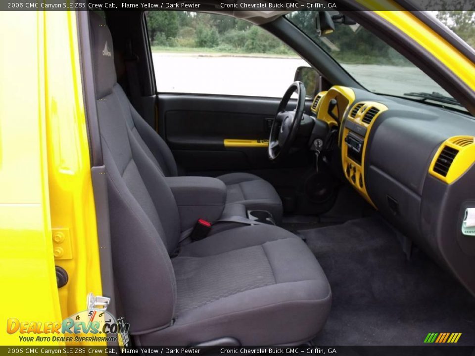 2006 GMC Canyon SLE Z85 Crew Cab Flame Yellow / Dark Pewter Photo #15