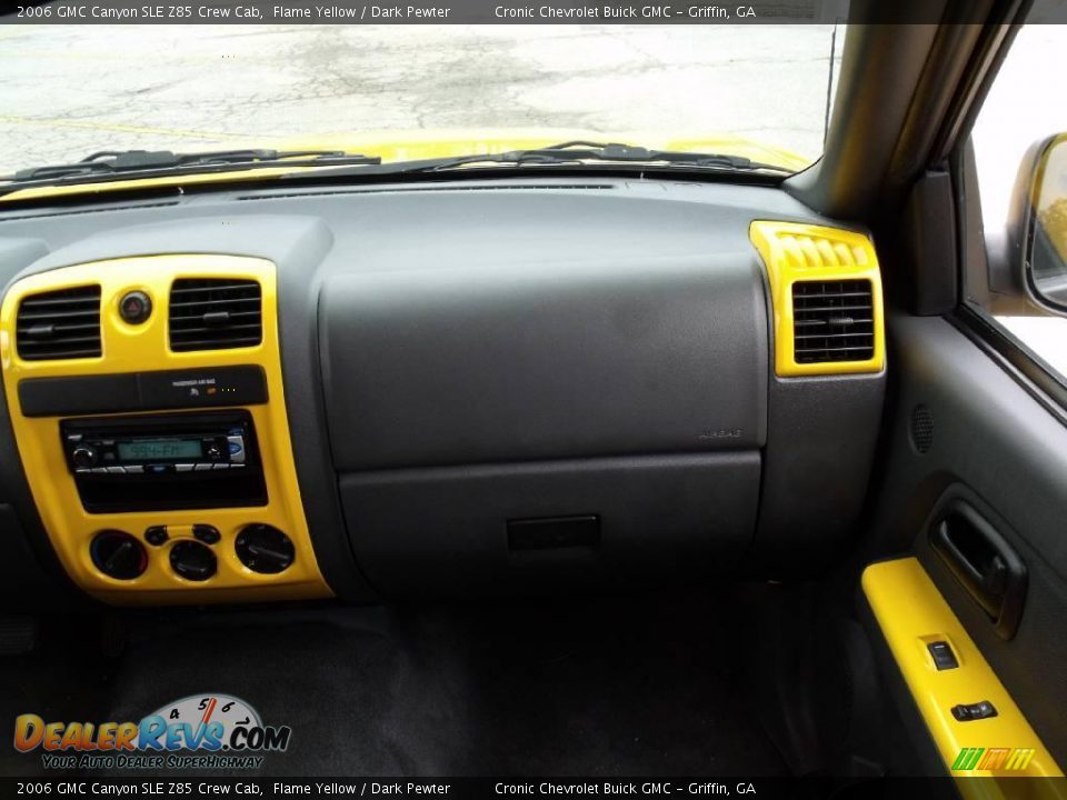 2006 GMC Canyon SLE Z85 Crew Cab Flame Yellow / Dark Pewter Photo #16